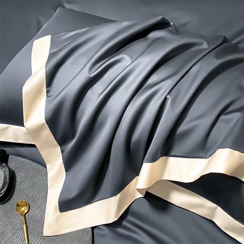 Border Design Comforter Set